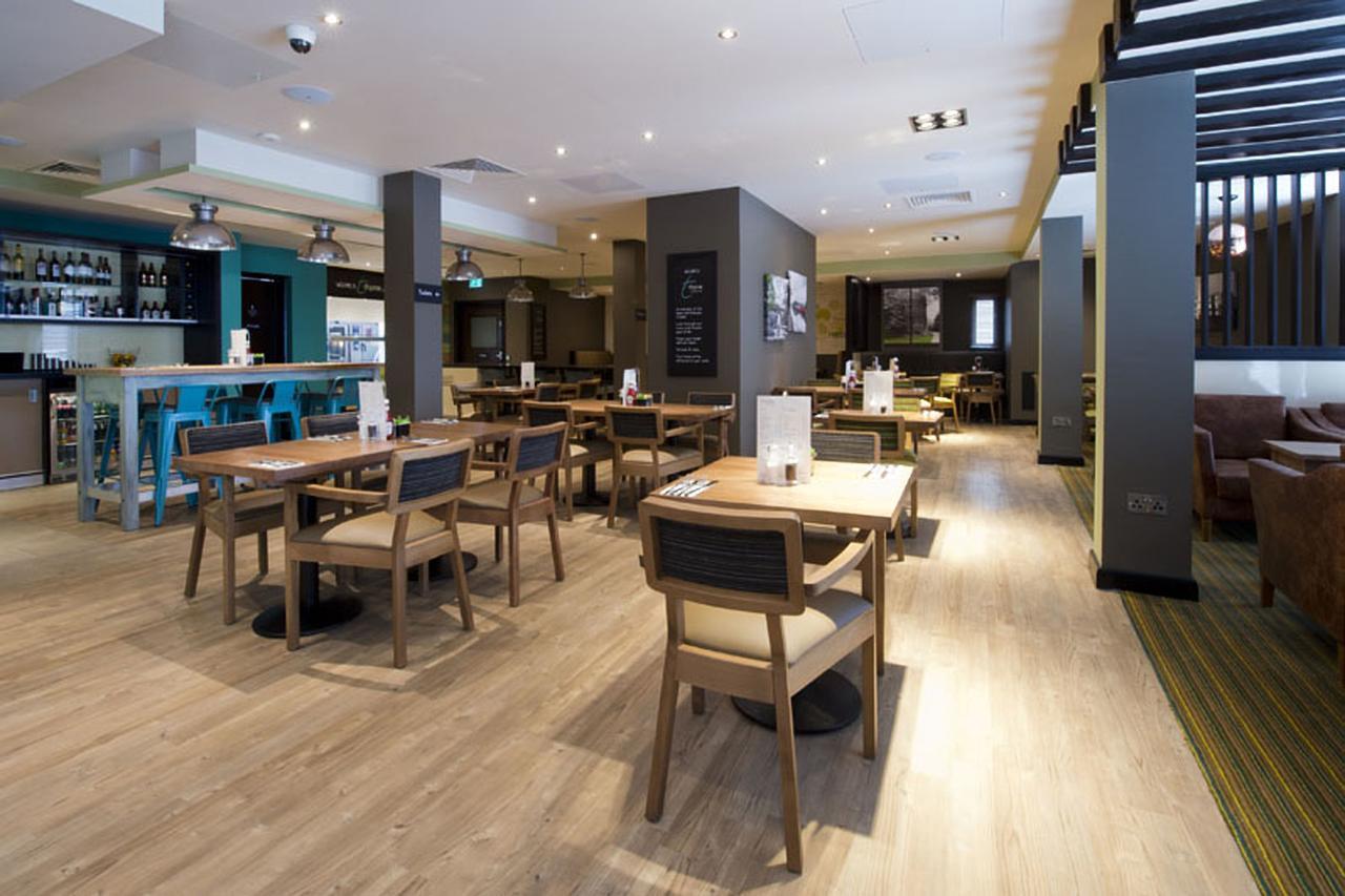 Premier Inn London Tottenham Hale Exterior foto